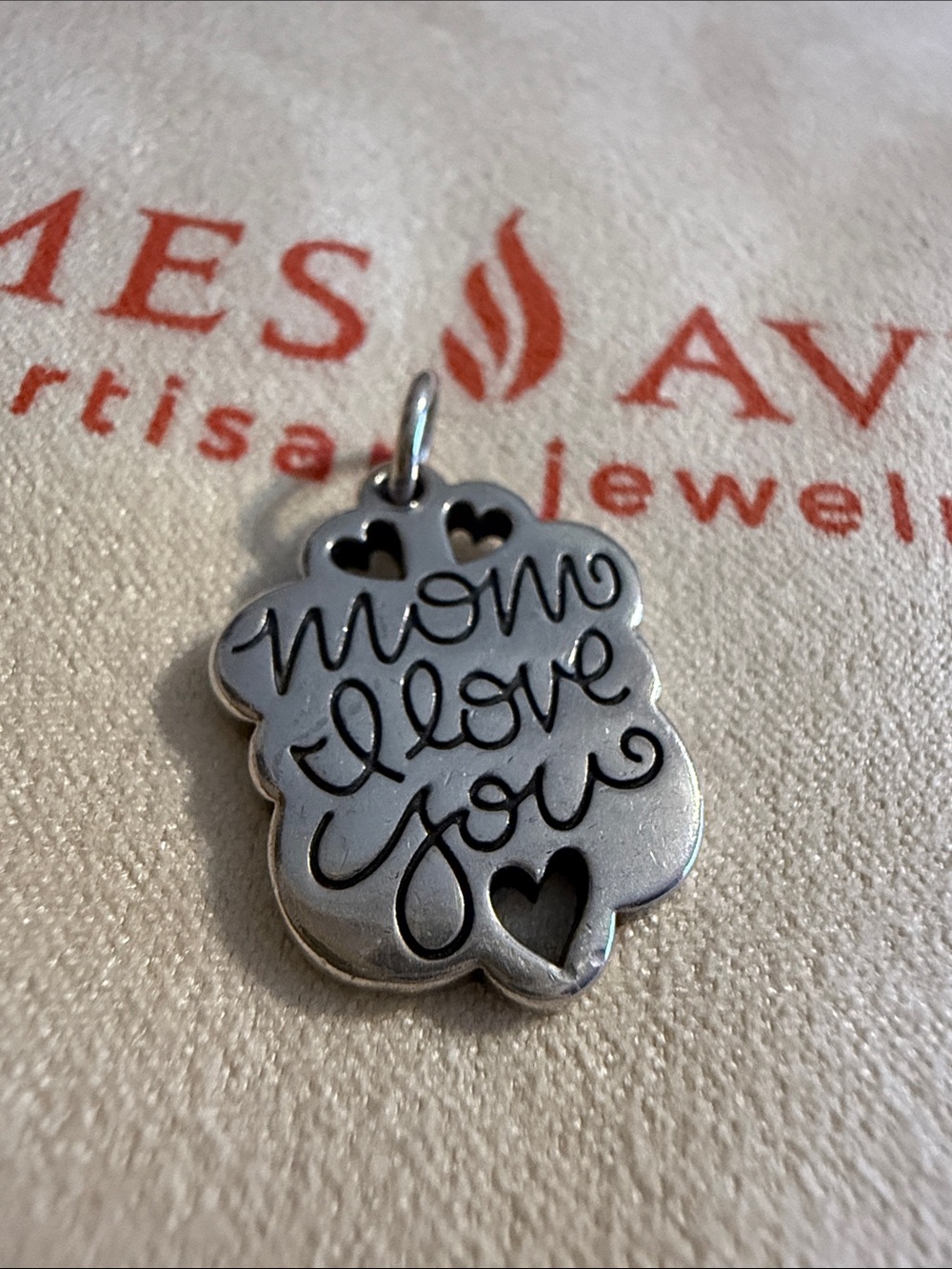 James Avery "Mom I Love You" charm preowned